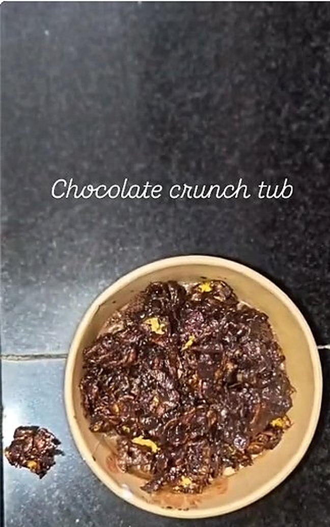 Chocolate crunch tub